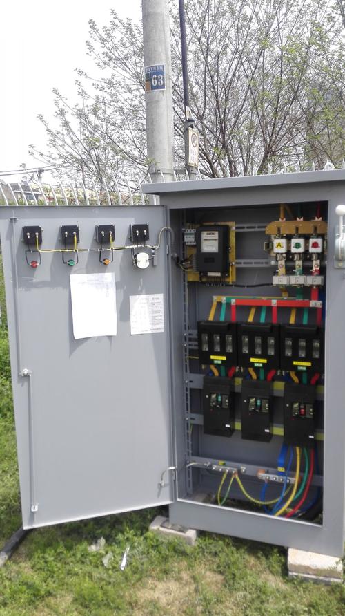 湖北低压配电箱照片