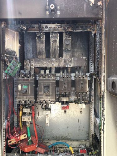 低压配电箱熔断器烧坏的相关图片