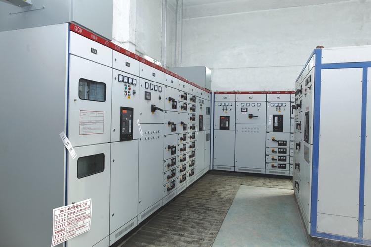 公用配电箱和低压配电室的相关图片