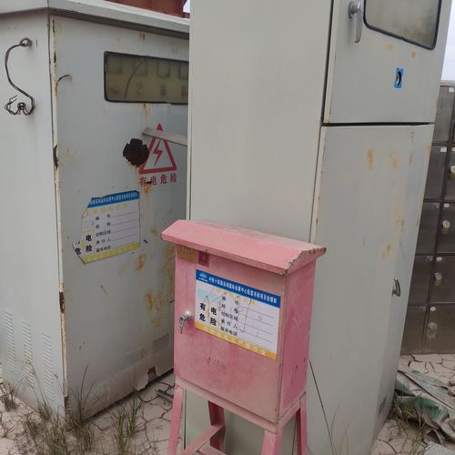安徽低压配电箱箱体回收的相关图片