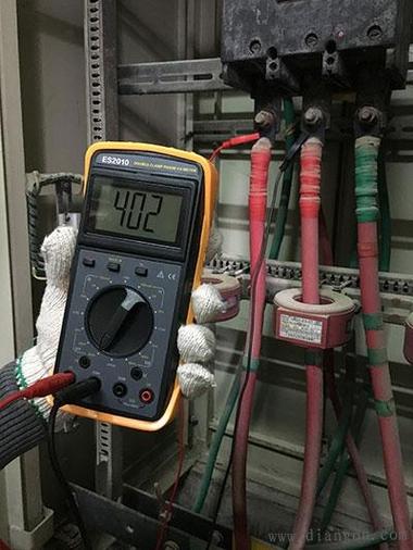 检测低压配电箱电流的相关图片