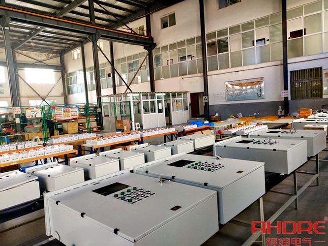 江苏高低压配电箱生产企业的相关图片