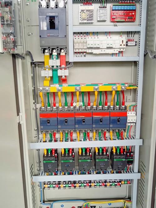 阿勒泰低压配电箱生产商的相关图片